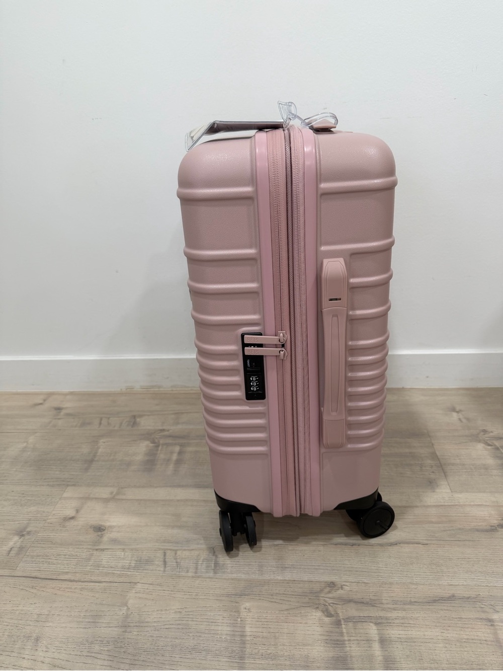 BEIS THE CARRY-ON ROLLER IN ATLAS PINK - Picture 2 of 5